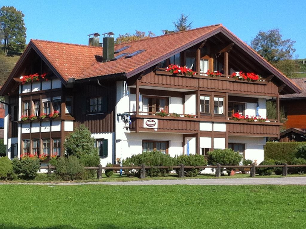 Fewos Haus Rebstock Altstadten Εξωτερικό φωτογραφία